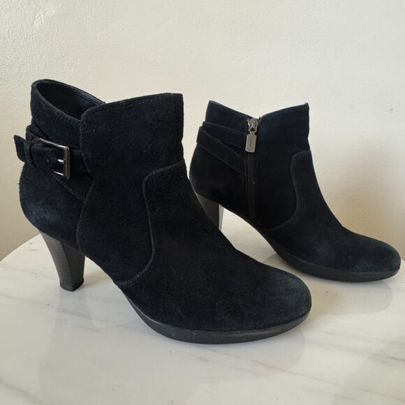 Blondo Isla Ankle Booties, pleaseAquaProtect Black Suede, Size 7.5 - Picture 3 of 15